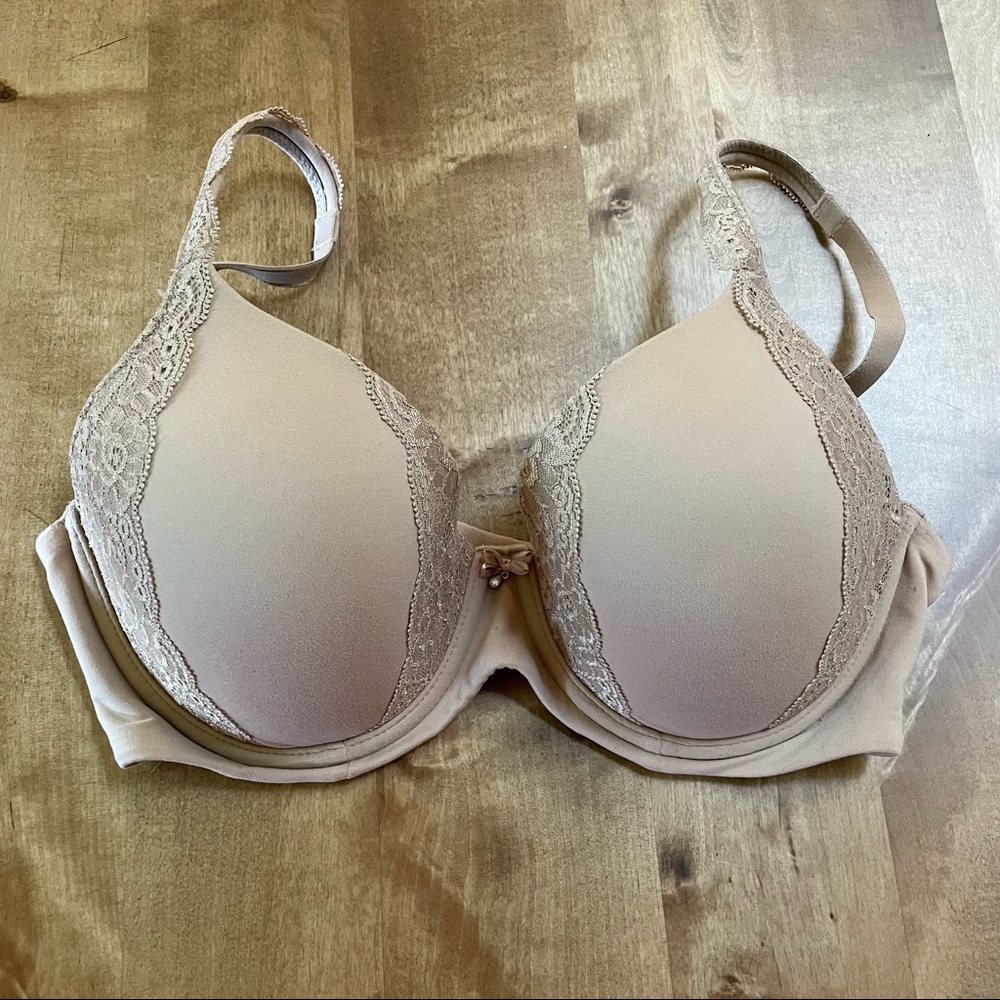 Soma Intimates Embraceable Full Coverage Lace Trim bra 32DD nude light beige